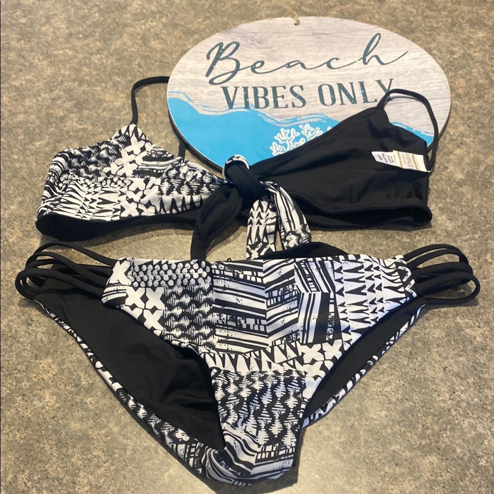 L*Space Monochrome Geometric Bikini